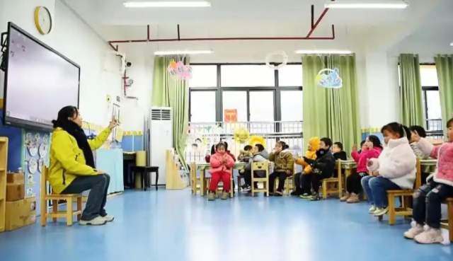 以资源供应和师资建造为双引擎为破解教育均衡难题注入新动能 以资源供应和师资建造为双引擎为破解教育均衡难题注入新动能